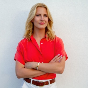 Alix Peabody Headshot
